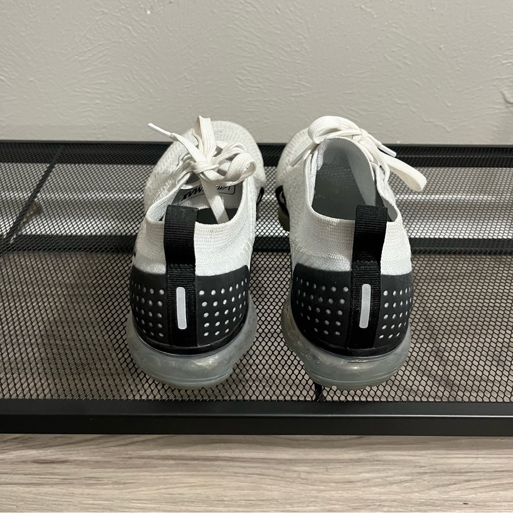 Nike Air Vapormax Flyknit 2 - Picture 4 of 5
